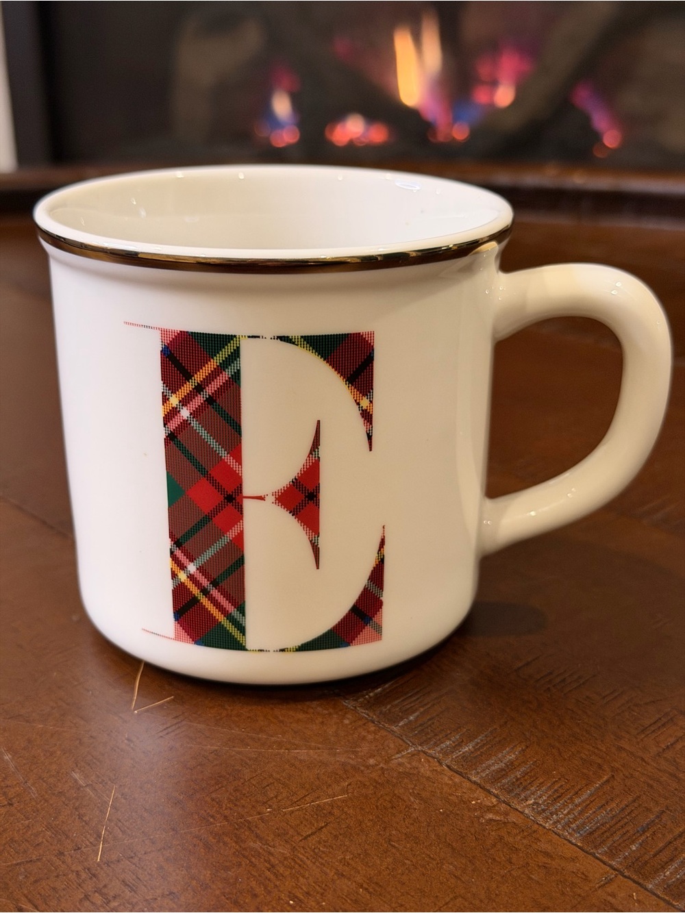 Pottery Barn Stewart Plaid Monogram “E” Mug Gold Rim Christmas Holiday